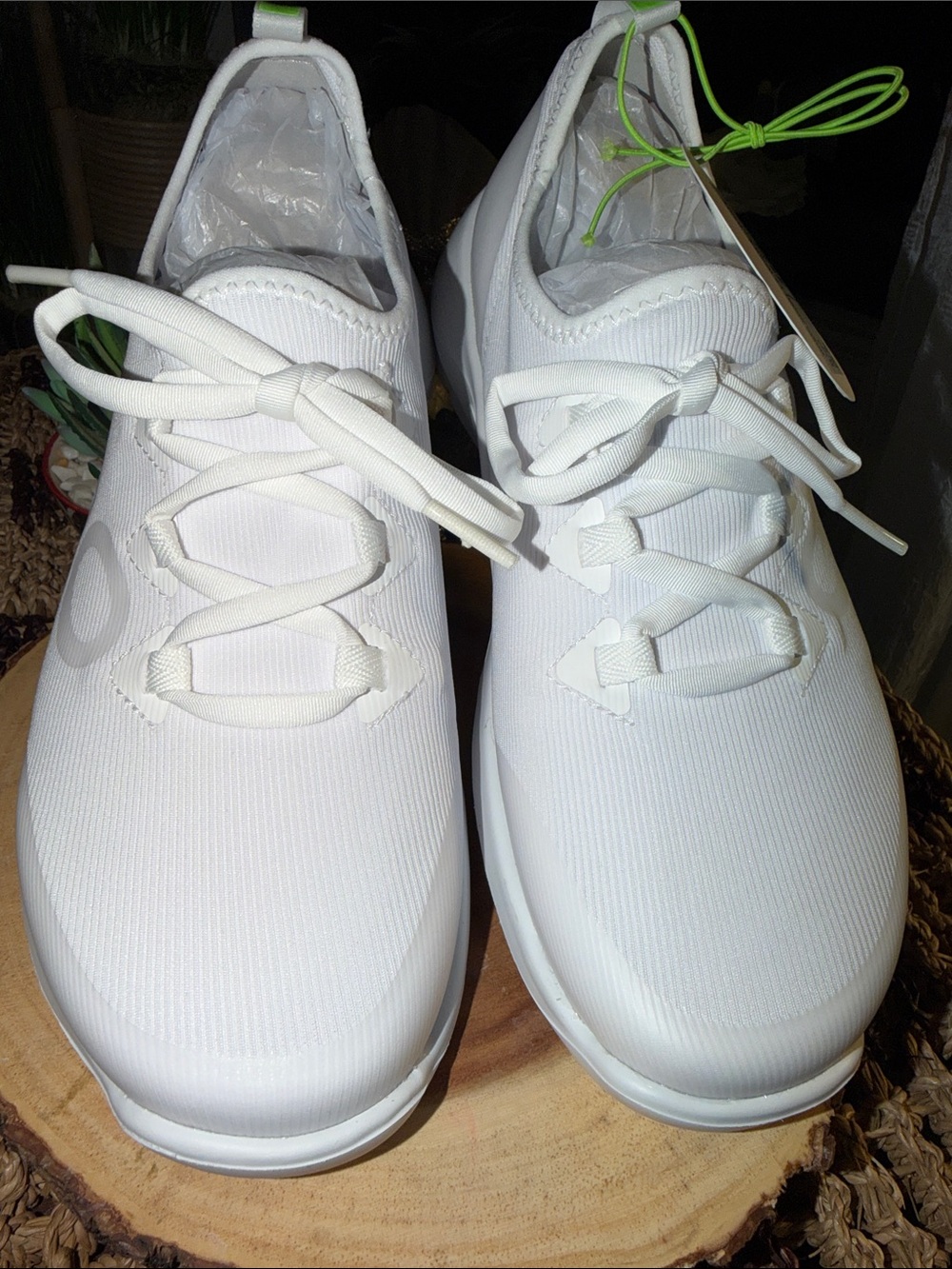 OOFOS OOmg Sport LS Women’s Size 8 White Recovery Sneakers Style 5076